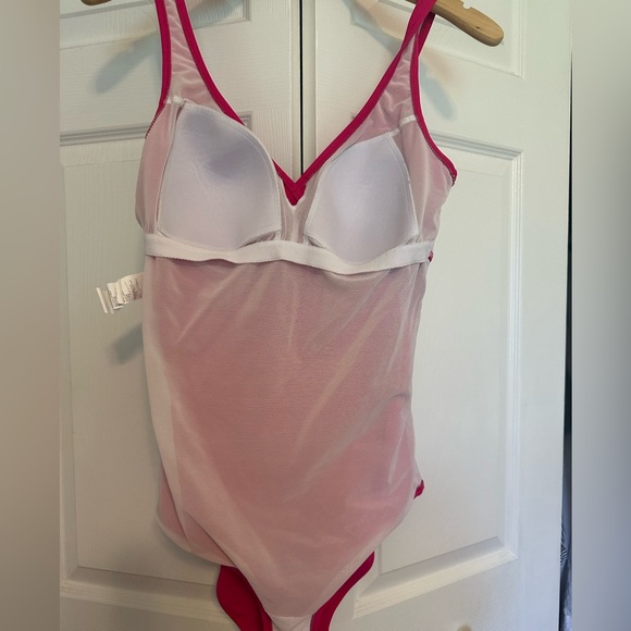 Seekers Essentials Australia One Piece - Picture 4 of 11